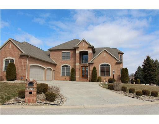 14251 Southold Dr, Granger, IN 46530 photo 1