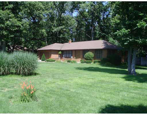 25375 Dana Dr, South Bend, IN 46619 photo 7