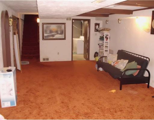 25375 Dana Dr, South Bend, IN 46619 photo 6