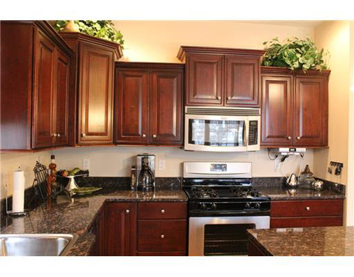 54680 Burdette St, South Bend, IN 46637 photo 6