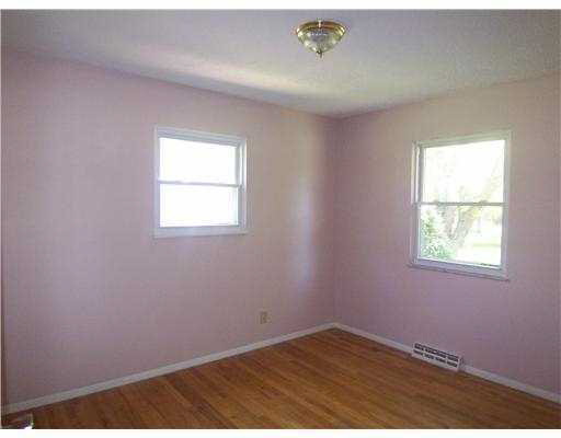 14909 Brick Rd, Granger, IN 46530 photo 9