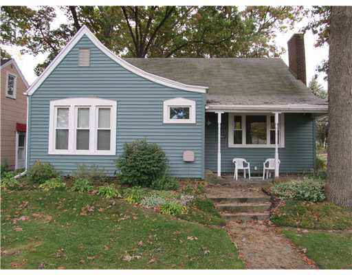 1802 Fox, South Bend, IN 46613 photo 1