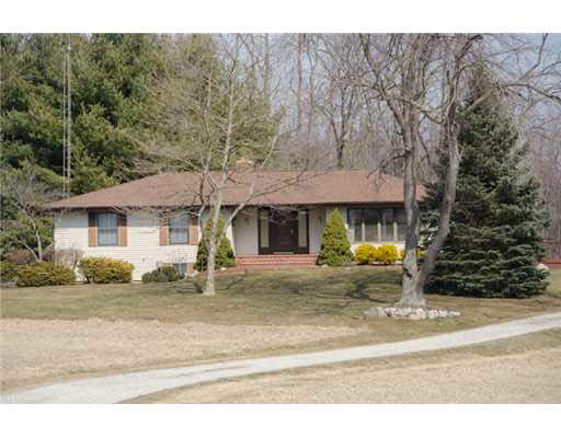 21401 Madison Rd, South Bend, IN 46614 photo 1
