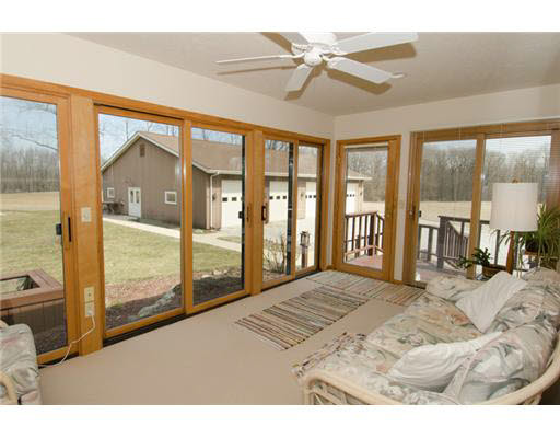 21401 Madison Rd, South Bend, IN 46614 photo 5