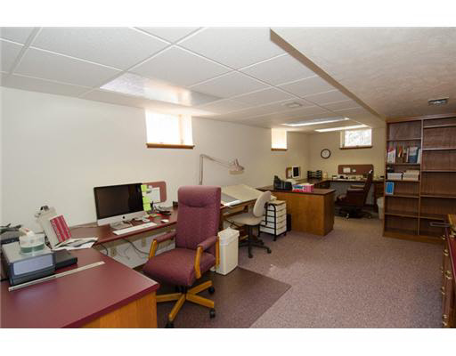 21401 Madison Rd, South Bend, IN 46614 photo 15
