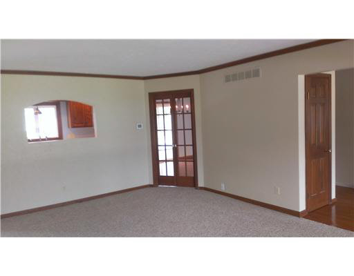 51377 Green Hill Dr, South Bend, IN 46628 photo 6
