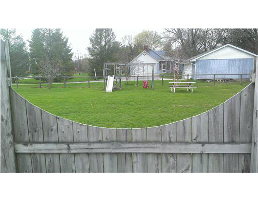 51377 Green Hill Dr, South Bend, IN 46628 photo 2
