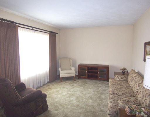 218 Manchester Dr, Mishawaka, IN 46544 photo 5