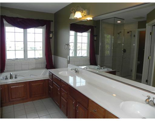 14301 Parkridge Dr, Granger, IN 46530 photo 11