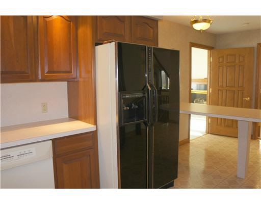 2821 Edison Rd E, South Bend, IN 46635 photo 8