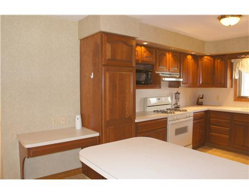2821 Edison Rd E, South Bend, IN 46635 photo 7