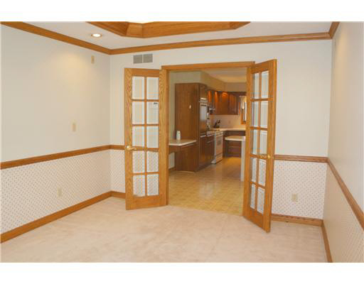 2821 Edison Rd E, South Bend, IN 46635 photo 12