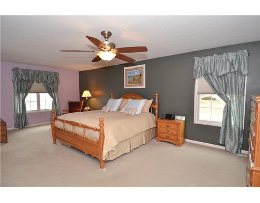 5718 Yellow Wood Dr, South Bend, IN 46614 photo 5