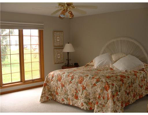 18800 Diamond Pointe Ct, South Bend, IN 46614 photo 10