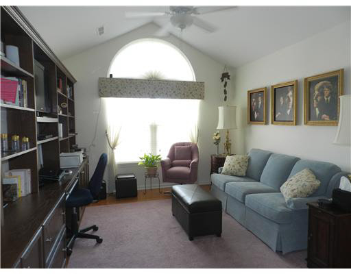 725 Dublin Dr, Mishawaka, IN 46545 photo 9