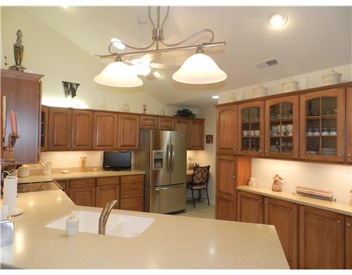 725 Dublin Dr, Mishawaka, IN 46545 photo 3