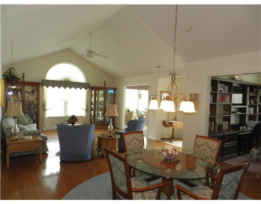 725 Dublin Dr, Mishawaka, IN 46545 photo 6