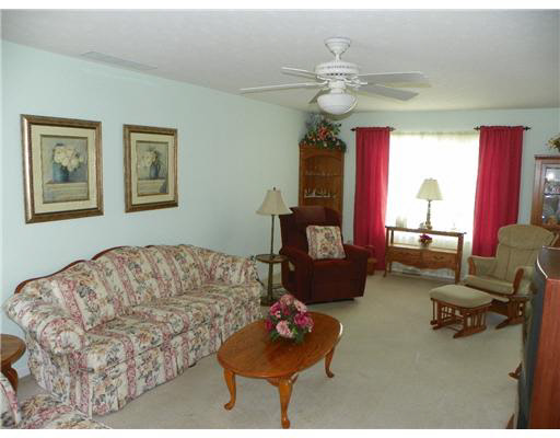 18444 Burton Dr, South Bend, IN 46637 photo 3