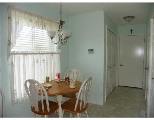 18444 Burton Dr, South Bend, IN 46637 photo 6