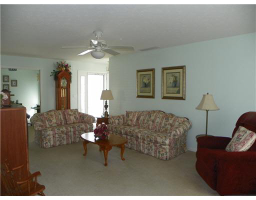 18444 Burton Dr, South Bend, IN 46637 photo 4