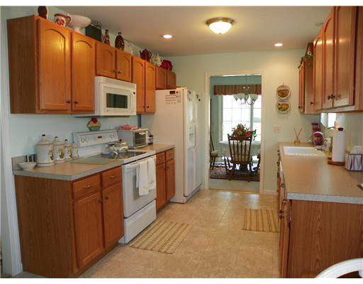 18444 Burton Dr, South Bend, IN 46637 photo 7