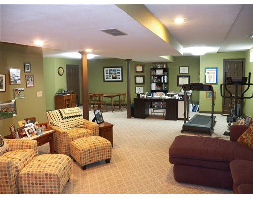 23306 Breezy Willow Trl, South Bend, IN 46628 photo 20