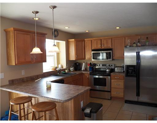 23306 Breezy Willow Trl, South Bend, IN 46628 photo 6