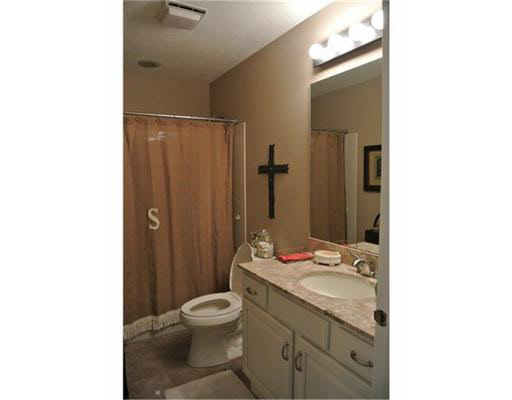 16203 Candlewycke Ct, Granger, IN 46530 photo 17