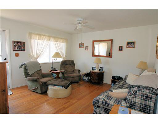 52086 Cr 1, Granger, IN 46530 photo 2