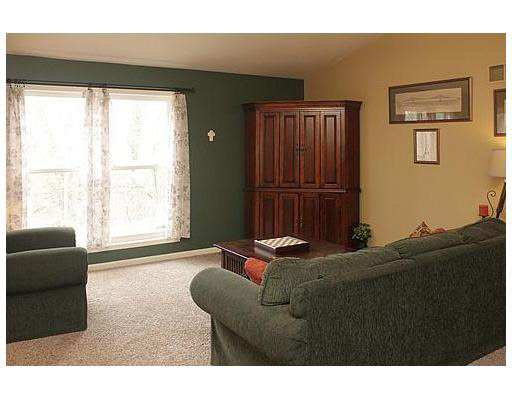 4116 Amanda Ln, South Bend, IN 46628 photo 3