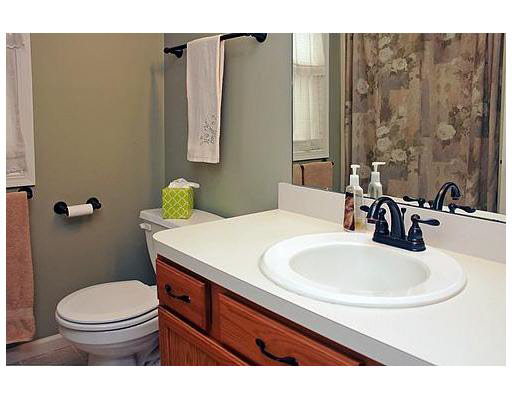 4116 Amanda Ln, South Bend, IN 46628 photo 11