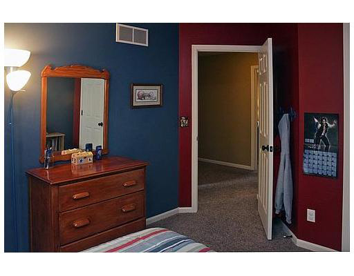 4116 Amanda Ln, South Bend, IN 46628 photo 12