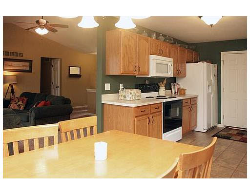 4116 Amanda Ln, South Bend, IN 46628 photo 8