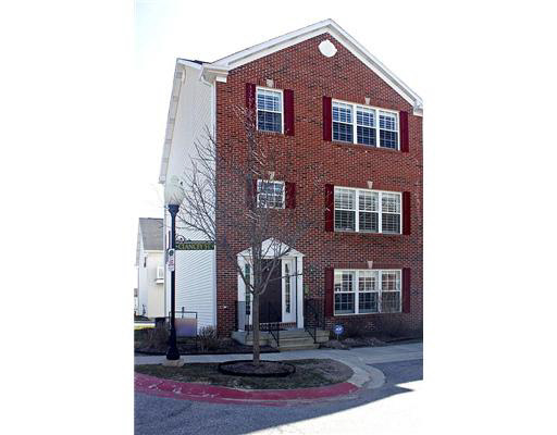 118 Clancey St, South Bend, IN 46637 photo 1