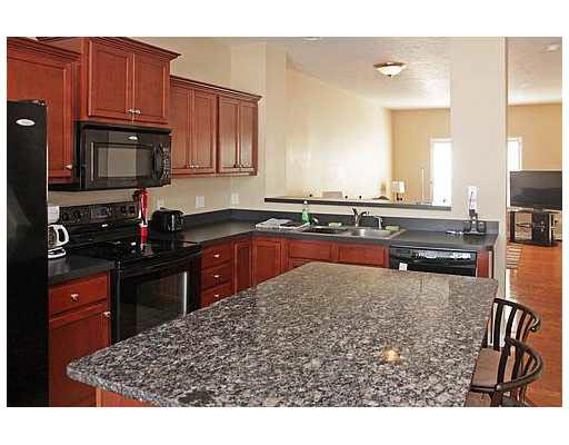 119 Clancey St, South Bend, IN 46637 photo 2