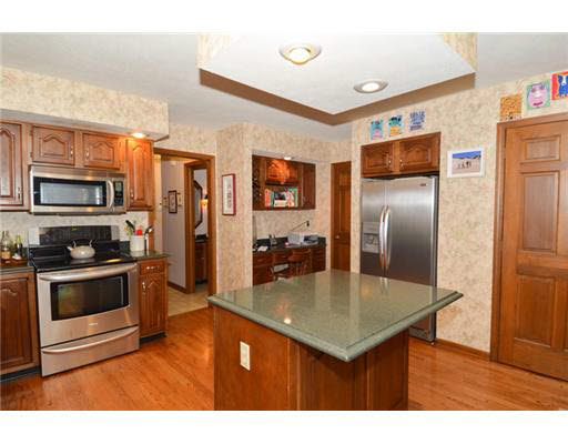 15511 Bennington Pl, Granger, IN 46530 photo 8