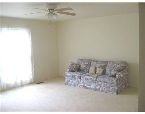 1840 Ridgedale Rd, South Bend, IN 46614 photo 3