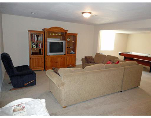 30677 Mary Don Ln, Elkhart, IN 46517 photo 10