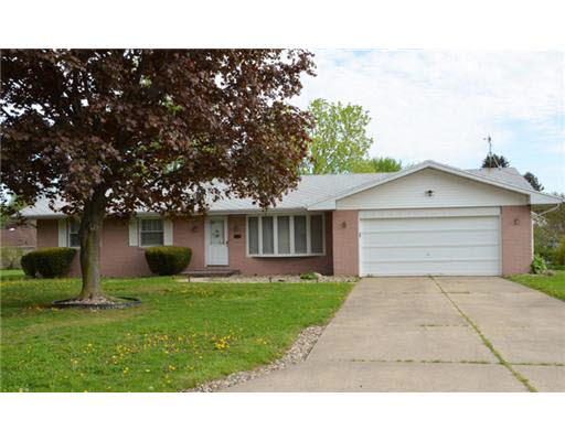 1233 Cambridge Dr, South Bend, IN 46614 photo 1