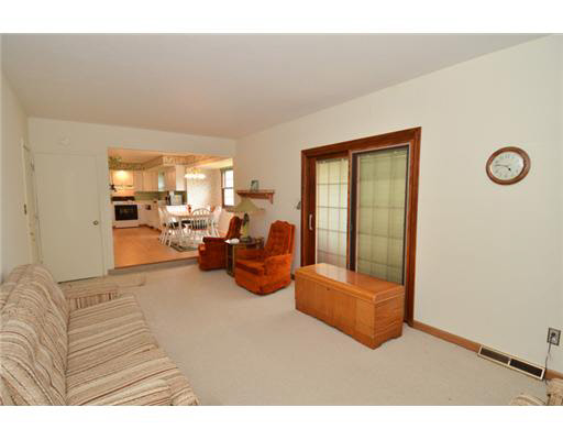 1233 Cambridge Dr, South Bend, IN 46614 photo 5