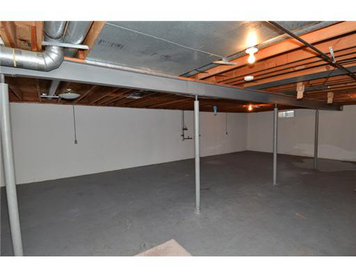 1233 Cambridge Dr, South Bend, IN 46614 photo 14