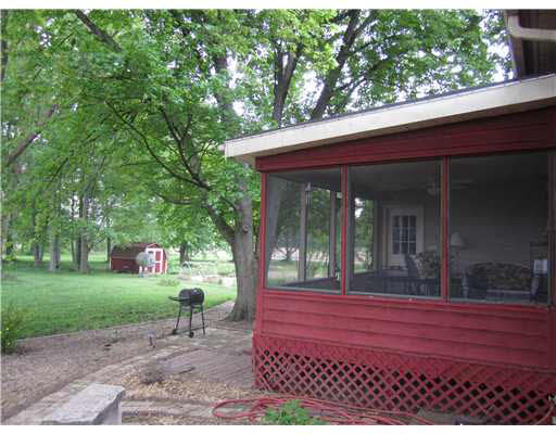 17489 New Rd, Bremen, IN 46506 photo 9