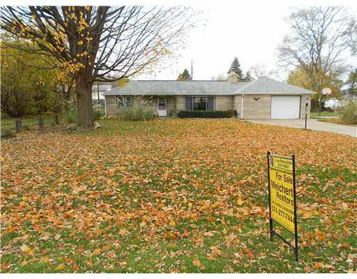 58829 Campbell St, Mishawaka, IN 46544 photo 2