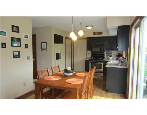 54944 Sunray Dr W, Osceola, IN 46561 photo 14
