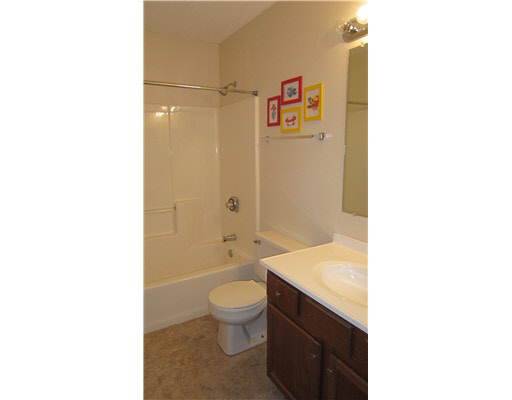 54944 Sunray Dr W, Osceola, IN 46561 photo 19