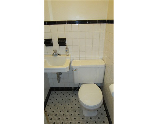 1307 Prospect Dr, Mishawaka, IN 46544 photo 8