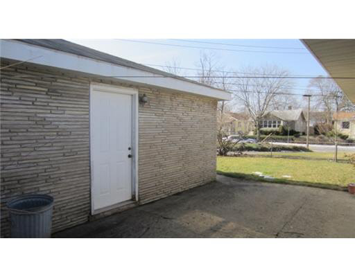 1307 Prospect Dr, Mishawaka, IN 46544 photo 16