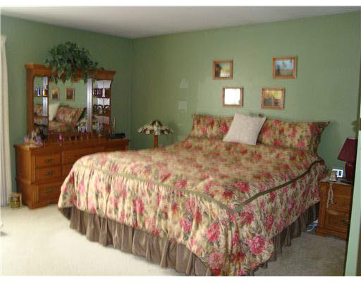 51352 Sandyridge Ln, South Bend, IN 46628 photo 12