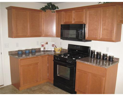 2007 Rambling Rose Ln, Mishawaka, IN 46544 photo 4