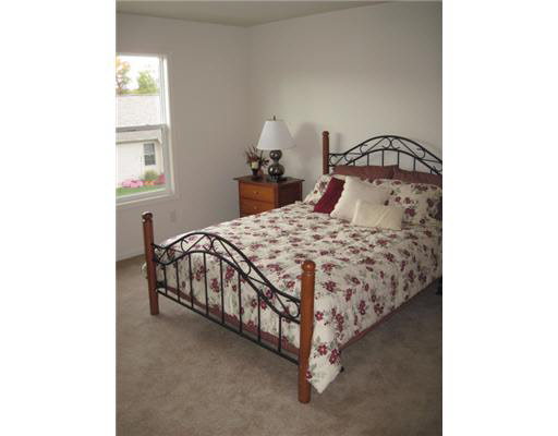 2007 Rambling Rose Ln, Mishawaka, IN 46544 photo 5